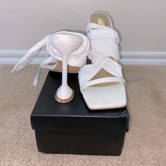 Nick Lace Up Square Peep Toe Sculptured Heel in white chiffon - Picture 3 of 4